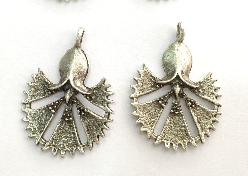 2 Flower Charms, Antique Silver Plated Brass   G3473