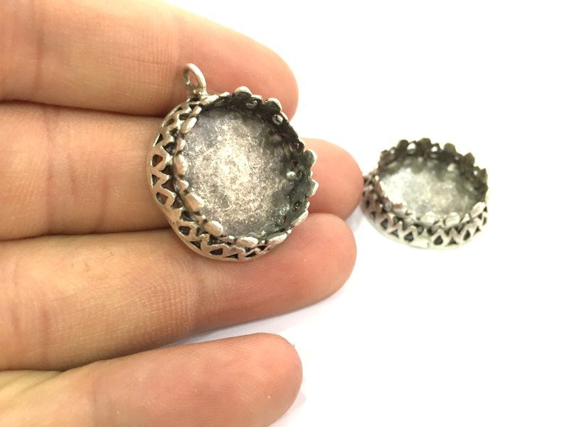 Antique Silver Plated Brass  Mountings , Blanks (20 mm blank) G3506