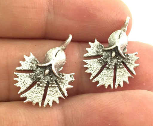 2 Silver Charms Flower Charms Antique Silver Plated Brass   G9452