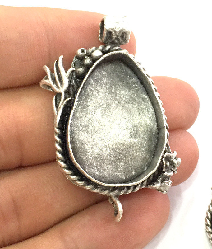 Antique Silver Plated Brass  Mountings , Blanks 49x30 mm (30x22 mm blank) G3563