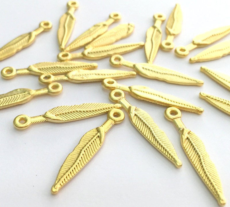 10 Leaf Charms , Gold Plated Metal 26x5 mm G3599