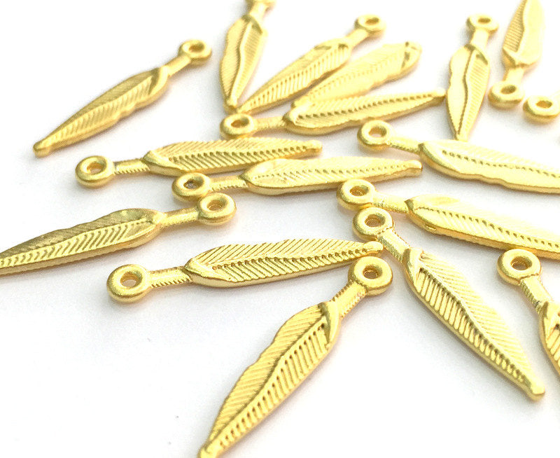 10 Leaf Charms , Gold Plated Metal 26x5 mm G3599