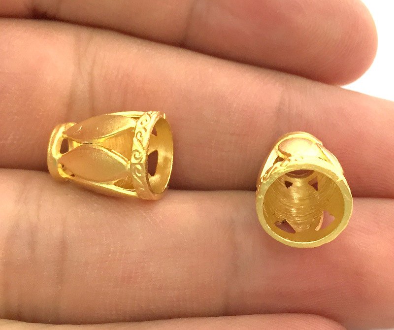 2 Cone Findings Gold Plated Metal (14x10 mm)  G3643