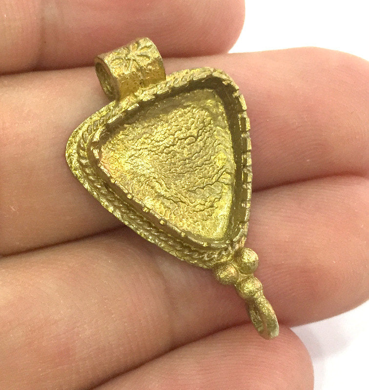 Raw Brass  Bezel Settings, (15mm blank) Cabochon Base,Mountings G3703