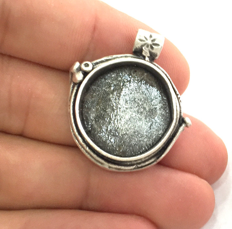 Antique Silver Plated Brass  Mountings , Blanks 32x30 mm (20 mm blank) G3811