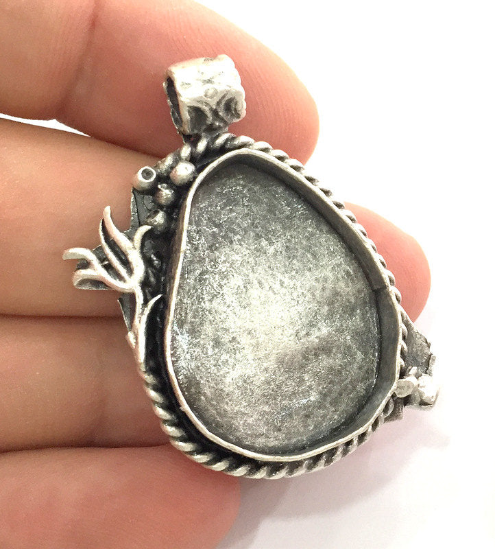 Antique Silver Plated Brass  Mountings , Blanks 44x30 mm (30x22 mm drop blank) G3815