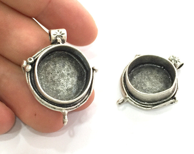 Antique Silver Plated Brass  Mountings , Blanks 38x29 mm (20 mm blank) G3819