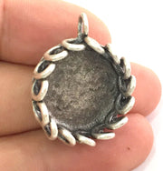 Antique Silver Plated Brass  Mountings , Blanks 32x22 mm (20 mm blank) G3817