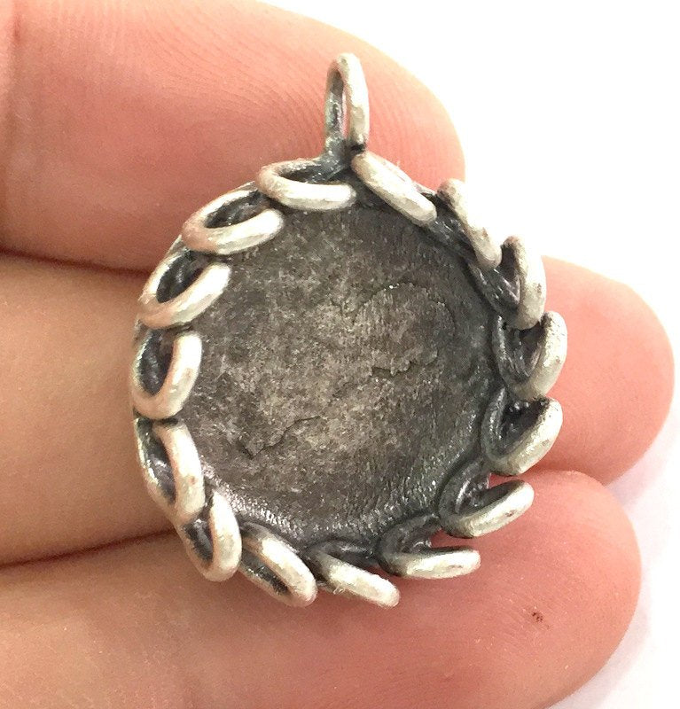 Antique Silver Plated Brass  Mountings , Blanks 32x22 mm (20 mm blank) G3817