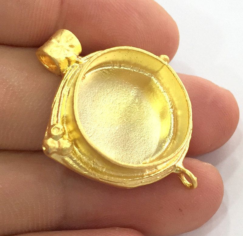 Gold Plated Brass Mountings ,  Blanks  38x29 mm (20 mm blank) G3832