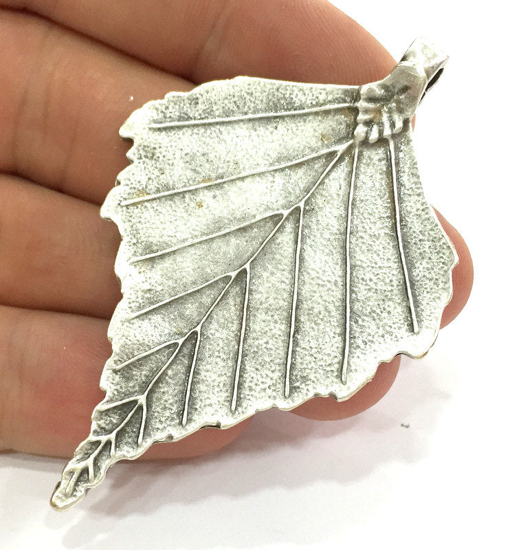 Silver Pendant Leaf Pendants , Antique Silver Plated Metal 66x42 mm   G3959