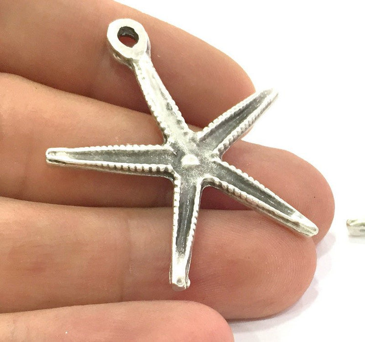 2 Silver Starfish Pendants , Antique Silver Plated Metal 44x41 mm   G3956