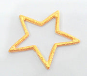 10 Gold Plated Star Pendants Gold Plated Metal  (41 mm.)   G11212