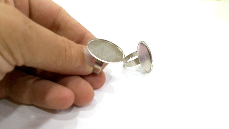 5 Ring Blank , Adjustable Silver Tone Brass   (25x18mm blank)  G3996