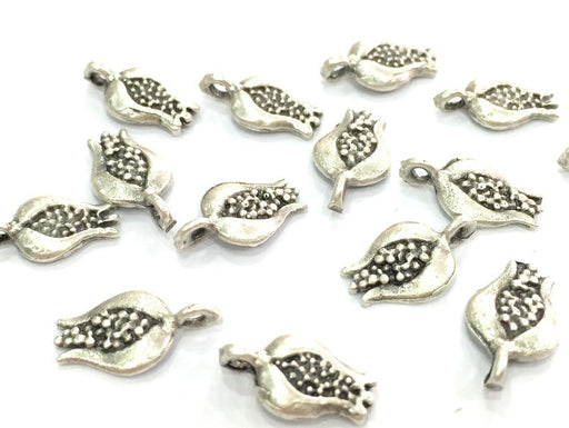 10 Pcs (15x9mm) Antique Silver Plated Brass Flower Charms  G4131