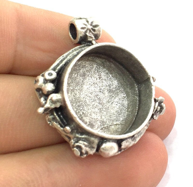 Antique Silver Plated Brass  Mountings , Blanks (20 mm blank) G4148