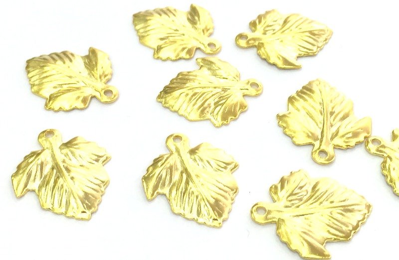 5 Gold Charms Leaf Charms Gold Plated Brass  (19x16mm)  G4526