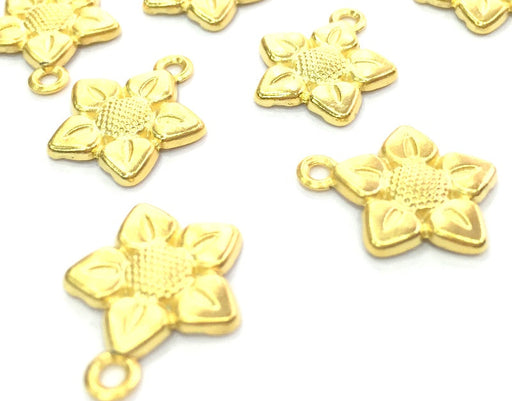 4 Pcs (15mm)  Flower Charms, Gold Plated Metal G4532