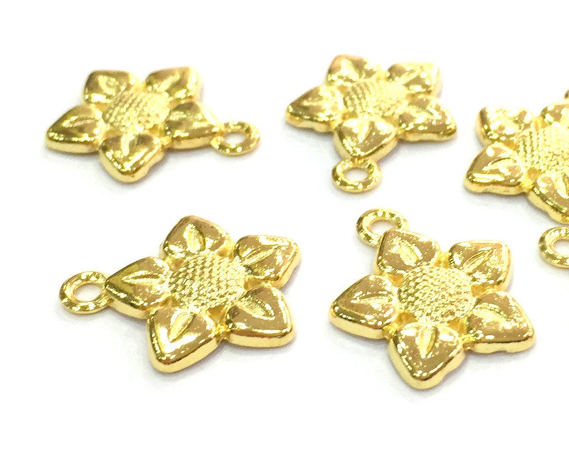 4 Pcs (15mm)  Flower Charms, Gold Plated Metal G4537