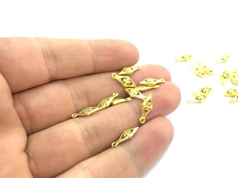 10 Pcs (14x6mm)  Gold Plated Metal Charms,  G4539