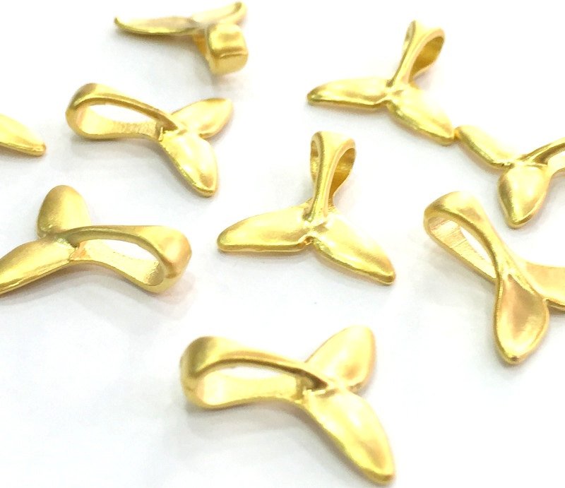 5 Fishtail Charms  Gold Plated Charms (17x16mm)  G4551