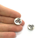 2 Antique Silver Plated Metal Beads  2 Pcs (18 mm) G4567