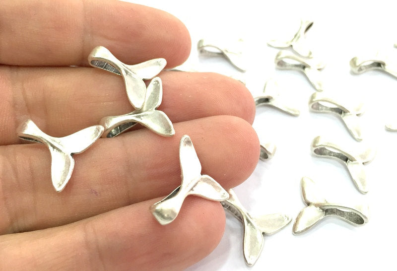 10 Silver Charms Antique Silver Plated Fishtail Charms 10 Pcs (17x16mm)   G8637