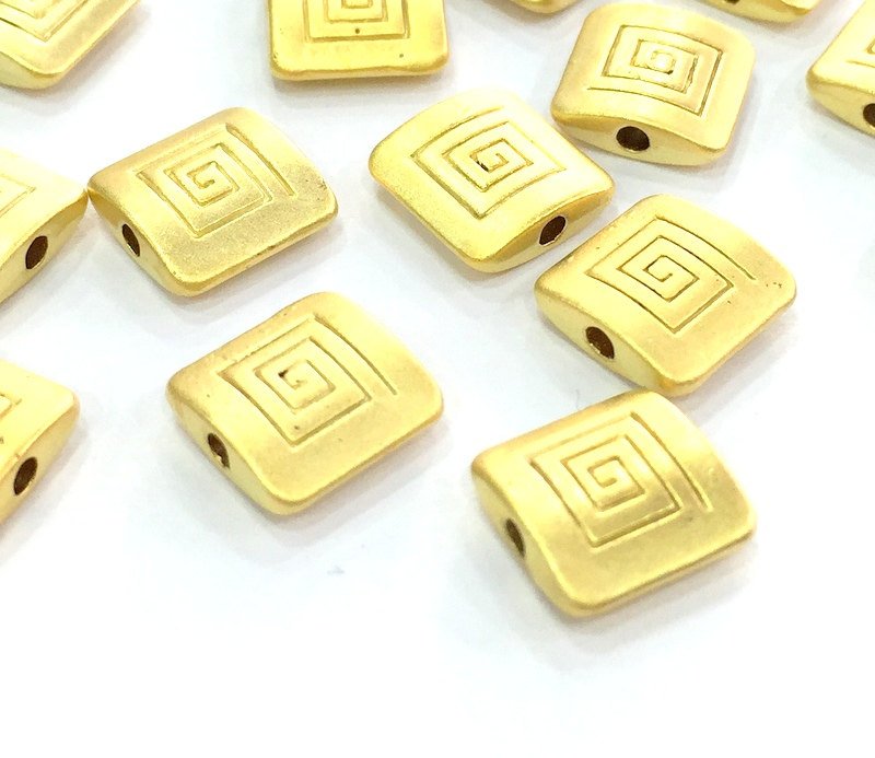 5 Gold Beads Gold Plated Metal Beads (10 mm)    G4695