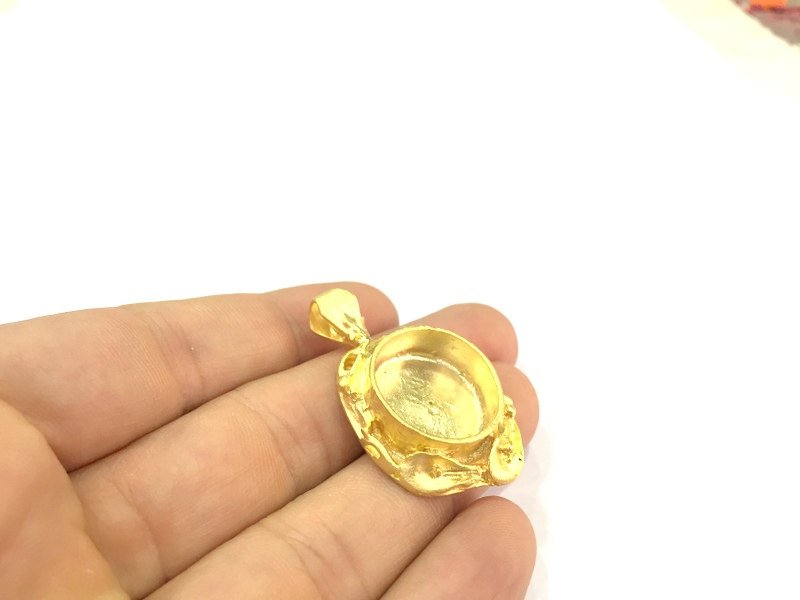 Gold Plated Brass Mountings ,  Blanks   (20 mm blank) G5530