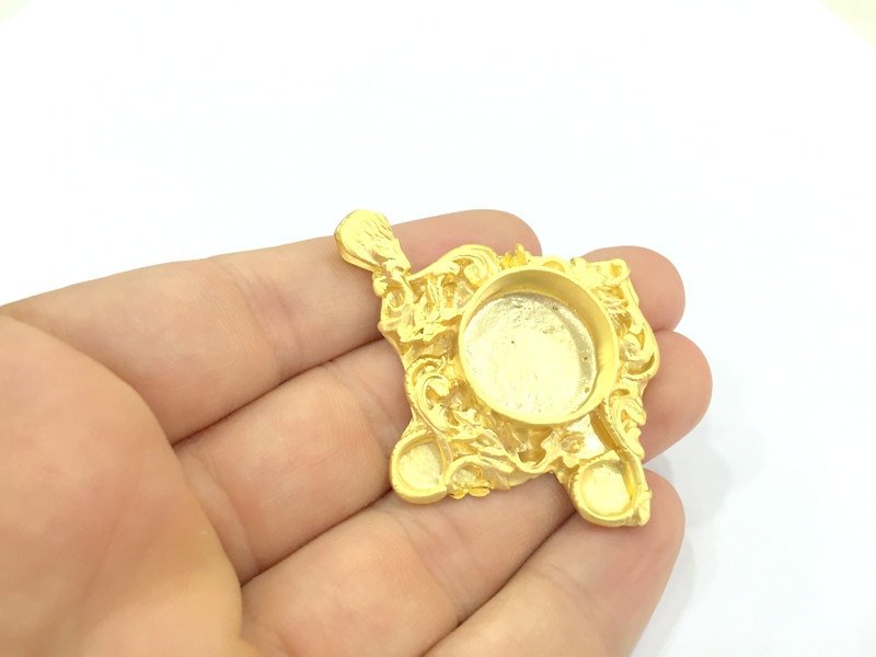 Pendant Blank Bezel Settings Base Blank Mountings Necklace Blank Cabochon Base Gold Plated Brass (20 mm blank) G10048