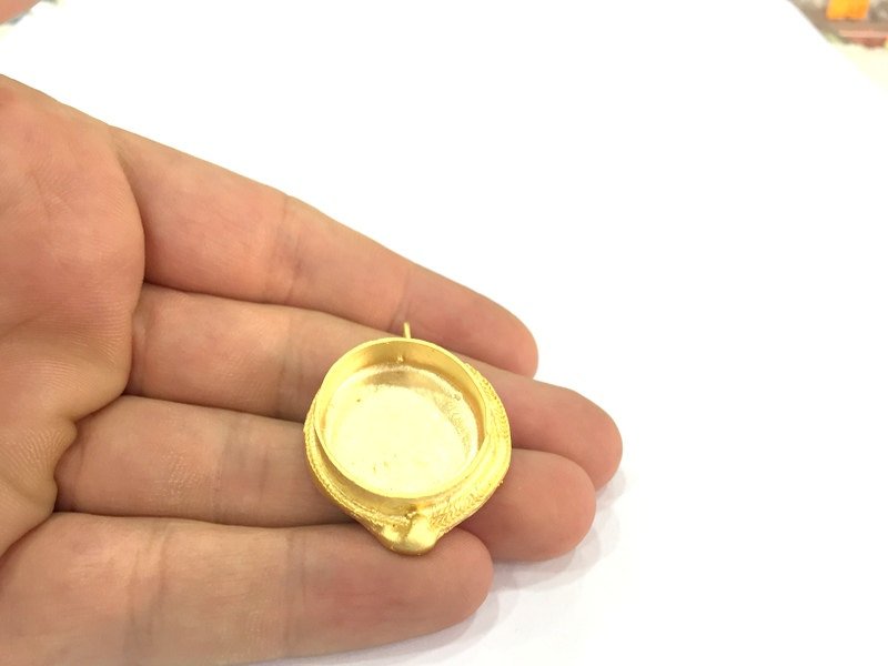 Gold Pendant Blank Base Setting Necklace Blank Mountings Gold Plated Brass   (25 mm blank) G5047