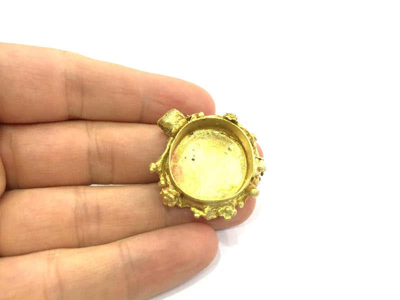 Raw Brass Pendant Blank Mountings (25mm blank)   Cabochon Blanks  G5123