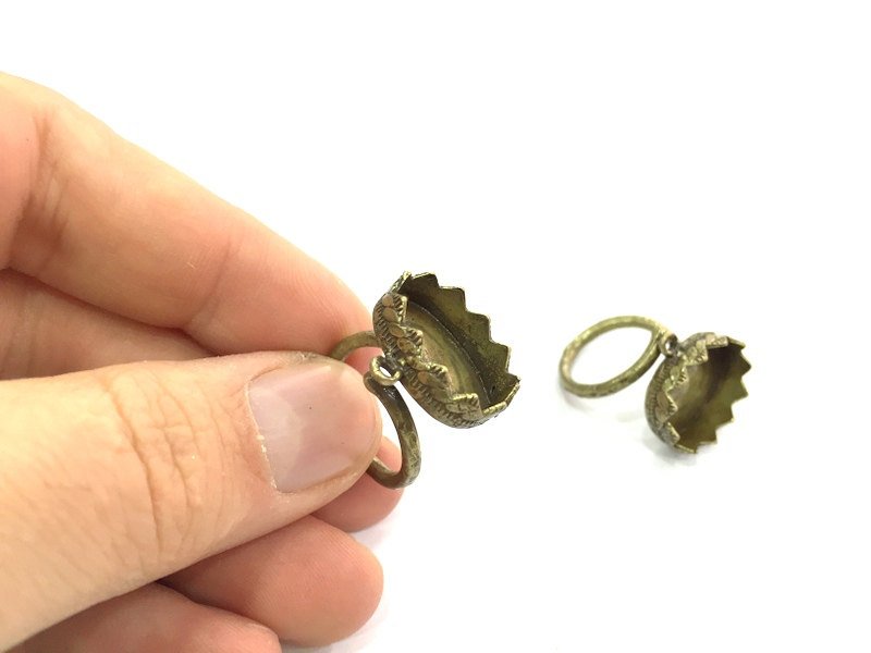 Adjustable Ring Blank, (18x13mm blank ) Antique Bronze Plated Brass G5154