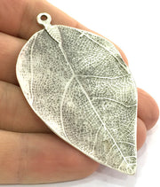 Antique Silver Plated Metal Leaf Pendant 72x41mm   G8808