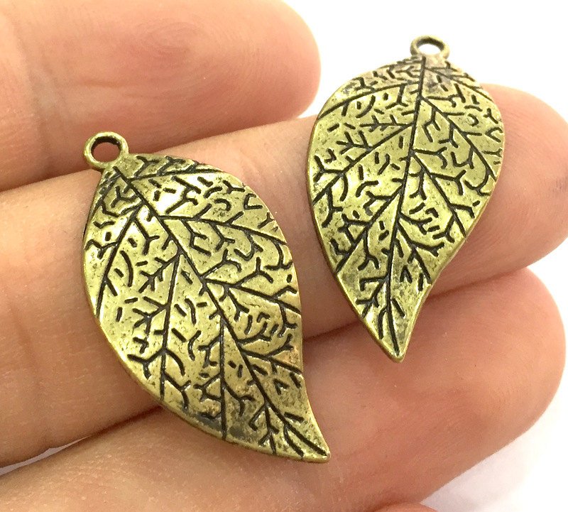 4 pcs (30x15 mm.)  Antique Bronze  Metal Leaf Pendant   G5170