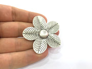 Flower Pendant Antique Silver Plated Metal 50mm   G5179