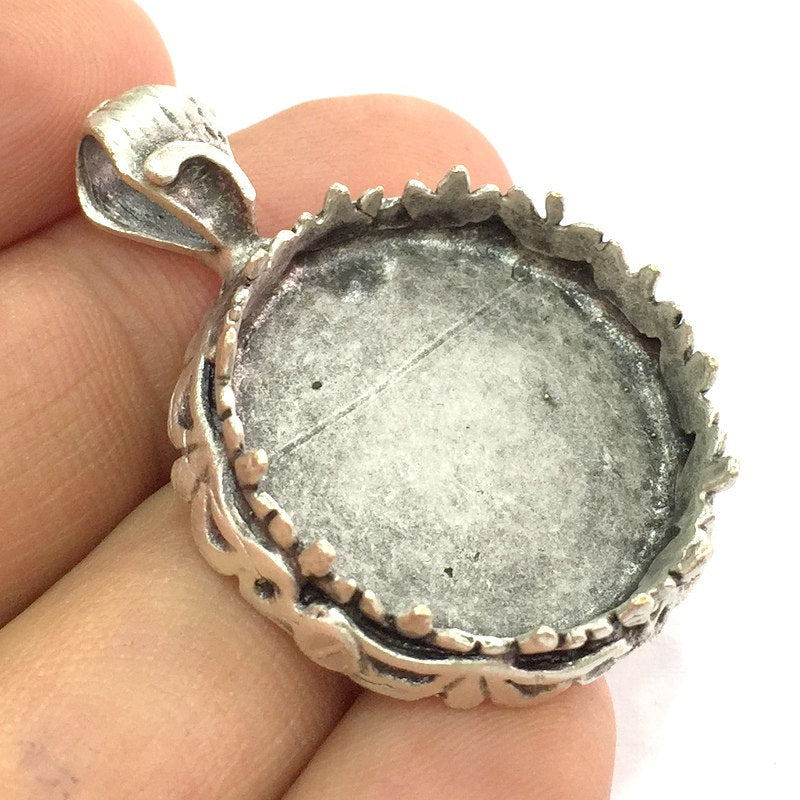 Silver Pendant Blank Base Setting Necklace Blank Mountings Antique Silver Plated Brass (10 mm blank) G5278