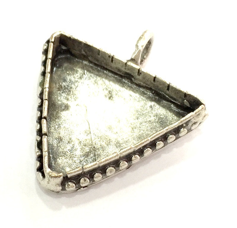 Antique Silver Plated Brass  Mountings , Blanks (25x25x25 mm  Triangle blank) G5265