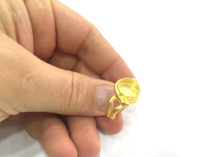 Adjustable Ring Blank, (10mm blank ) Gold Plated Brass G12148