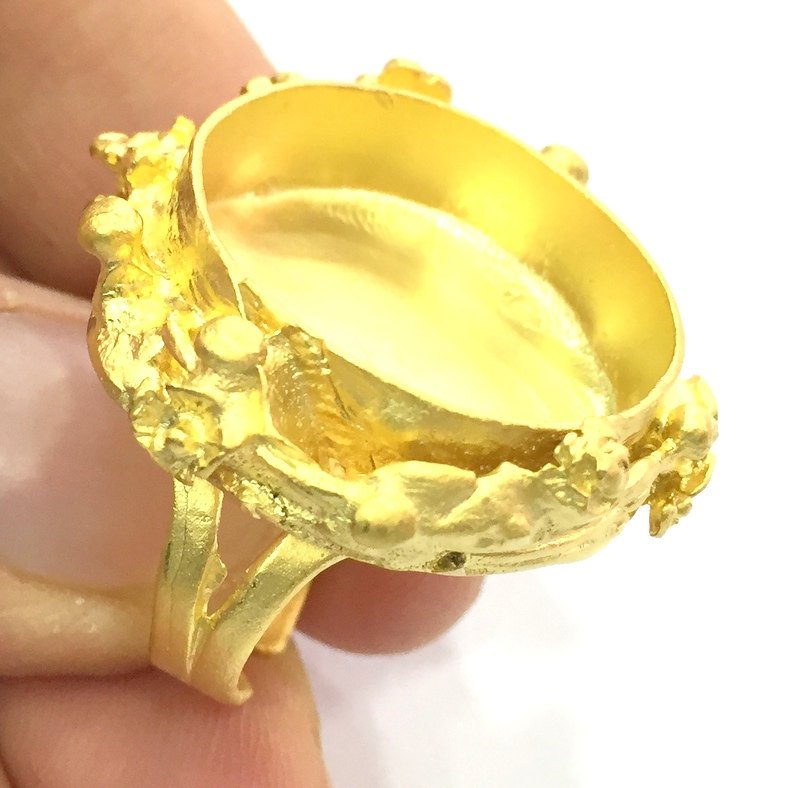 Adjustable Ring Blank, (25mm blank )  Gold Plated Brass G5358