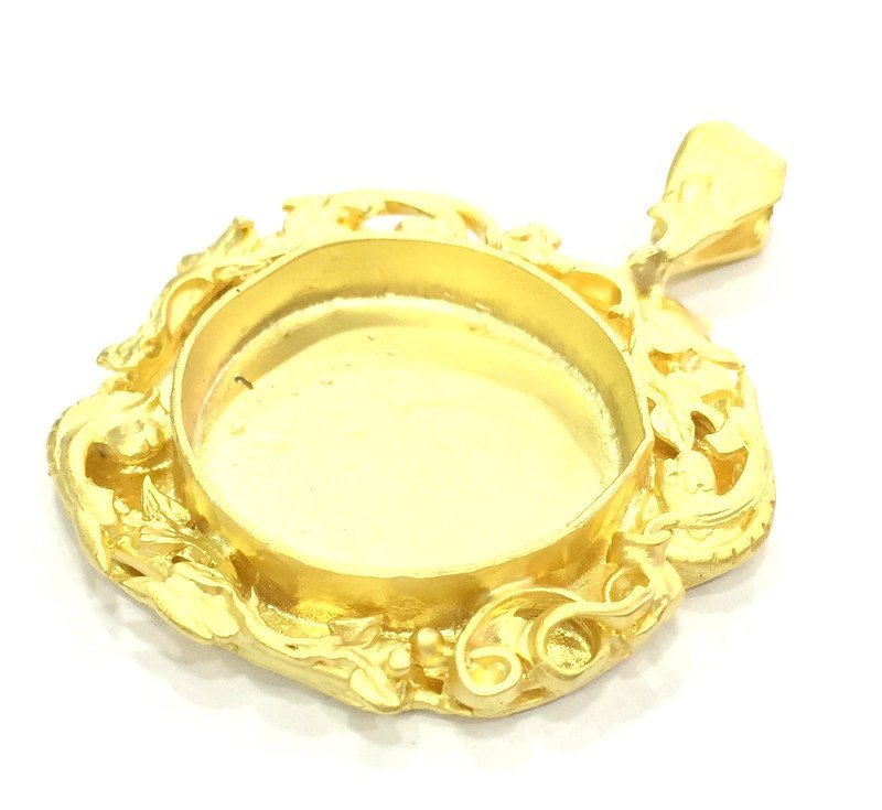 Gold Pendant Blank Base Setting Necklace Blank Mountings Gold Plated Brass    (25 mm blank) G5389