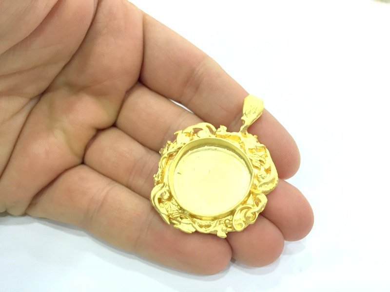 Gold Pendant Blank Base Setting Necklace Blank Mountings Gold Plated Brass    (25 mm blank) G5389