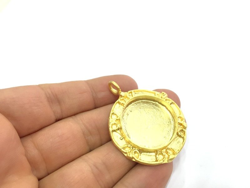 Gold Plated Brass Mountings ,  Blanks   (25mm blank) G5392