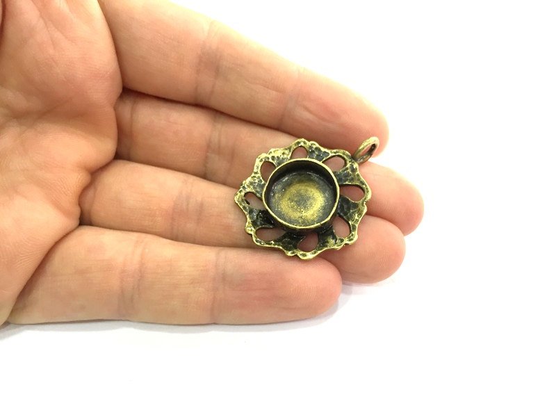 Antique Bronze Brass Pendant Blank (16mm blank) , Mountings  G5430