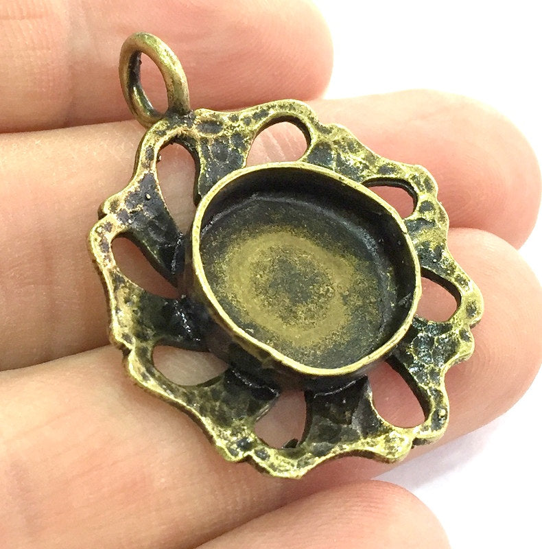 Antique Bronze Brass Pendant Blank (16mm blank) , Mountings  G5430