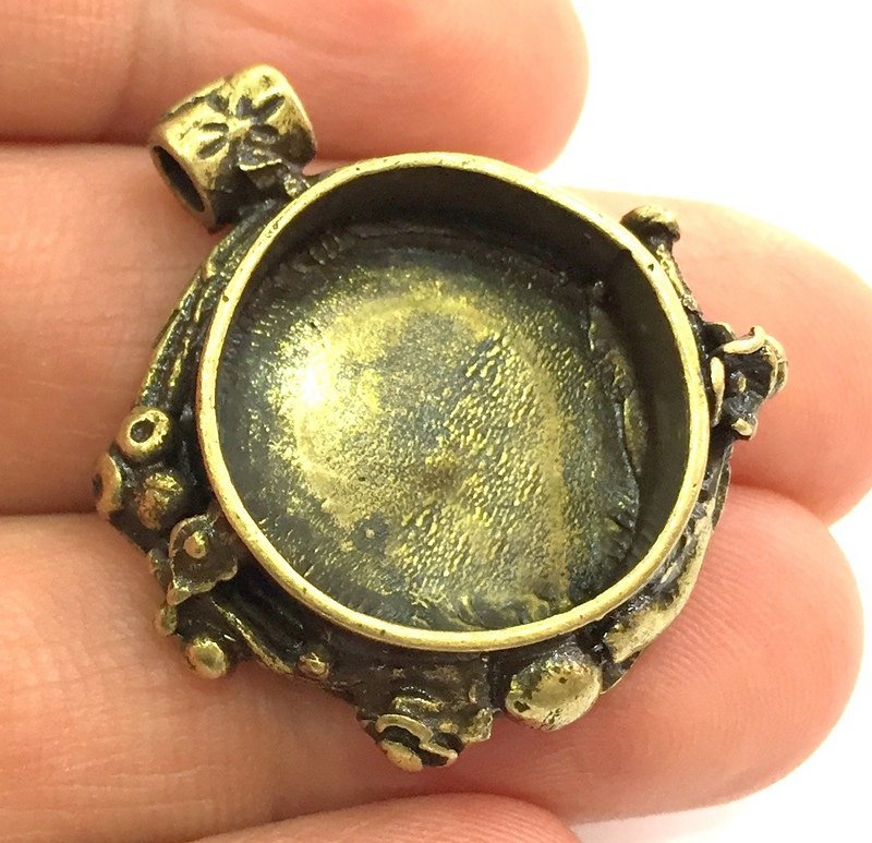 Antique Bronze Brass Blank (20mm blank) , Mountings  G5439