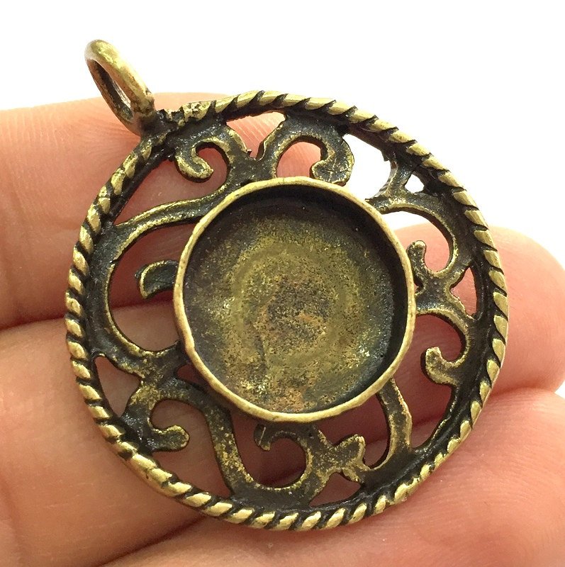 Antique Bronze Brass Blank (16mm blank) , Mountings  G5450