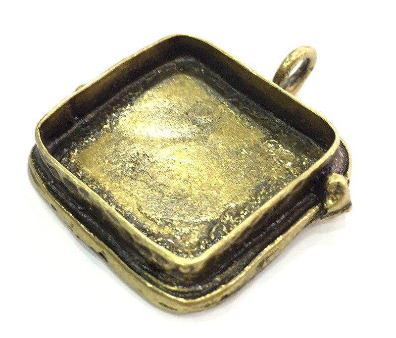 Antique Bronze Brass Blank (25x25mm blank) , Mountings  G5429