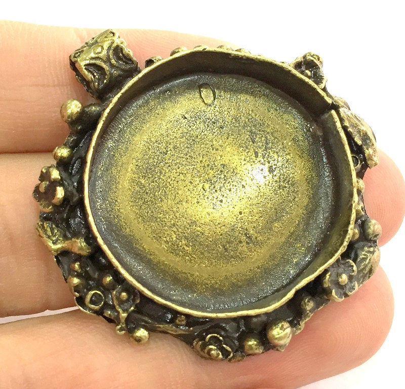 Antique Bronze Brass Blank (30mm blank) , Mountings  G5433