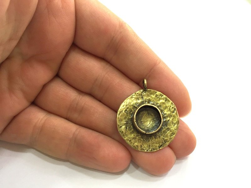 Antique Bronze Brass Blank (12mm blank) , Mountings  G5440